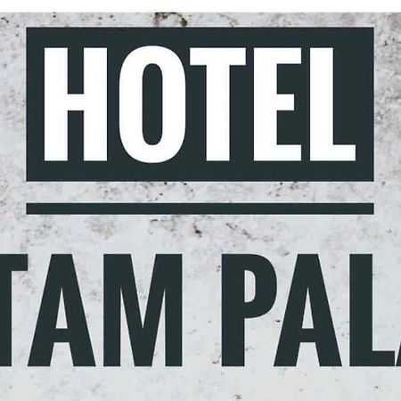 Hotel Pritam Palace , Dhule Dış mekan fotoğraf