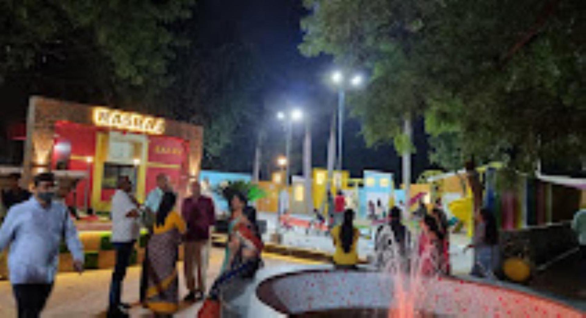 Hotel Pritam Palace , Dhule Dış mekan fotoğraf