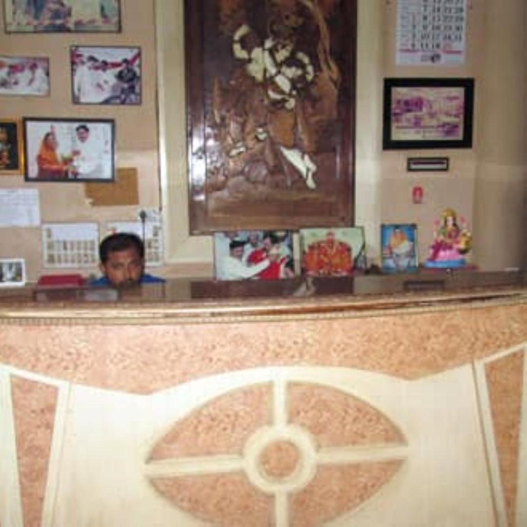 Hotel Pritam Palace , Dhule Dış mekan fotoğraf